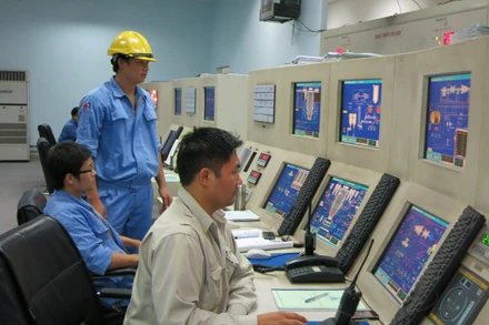 Cán bộ, công nhân viên TKV triển khai thực hiện nhiều giải pháp, bảo đảm an toàn, phấn đấu hoàn thành các chỉ tiêu đề ra.