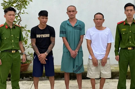 Các đối tượng Bùi Văn Xuyến, Hoàng Văn Hải và Nguyễn Ngọc Lâm tại Cơ quan Công an.