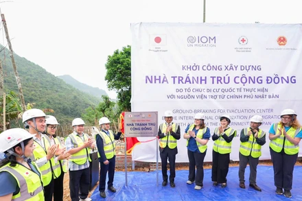 Khởi công xây dựng Nhà tránh trú cộng đồng do IOM thực hiện với nguồn viện trợ từ Chính phủ Nhật Bản. (Ảnh: IOM)