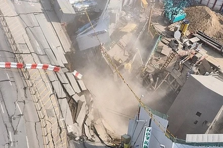 Vụ sập xảy ra tại công trường xây dựng tuyến tàu điện ngầm Sinansan ở Gwangmyeong, tỉnh Gyeonggi. (Ảnh: Yonhap)