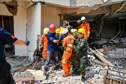 Công binh Việt Nam kể lại giây phút thần kỳ giải cứu nạn nhân bị mắc kẹt 5 ngày sau động đất