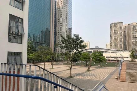 Khuôn viên Trường trung học phổ thông chuyên Hà Nội-Amsterdam. Ảnh: THUỲ LINH