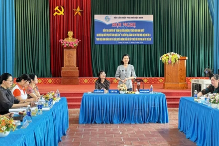 Trung ương Hội Liên hiệp Phụ nữ Việt Nam kiểm tra Dự án 8 tại xã Tràng Xá, huyện Võ Nhai (Thái Nguyên).