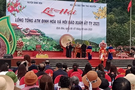 Lễ hội Lồng Tồng ATK Định Hóa mang đậm bản sắc dân tộc.