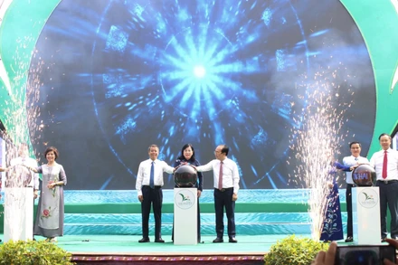 Lãnh đạo tỉnh Thái Nguyên khai mạc mùa du lịch 2024.