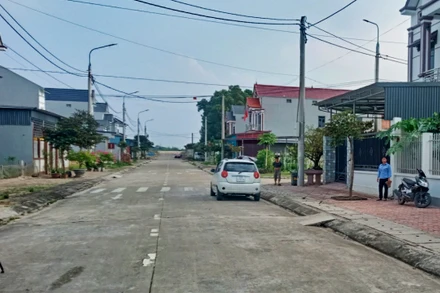 Đến nay mới có 25 trong tổng số 55 hộ sinh sống tại khu tái định cư Tân Phú.