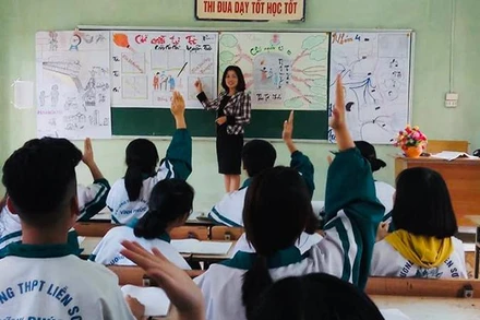 Trường THPT Liễn Sơn (huyện Lập Thạch, tỉnh Vĩnh Phúc) có nhiều học sinh nghèo vươn lên học giỏi.