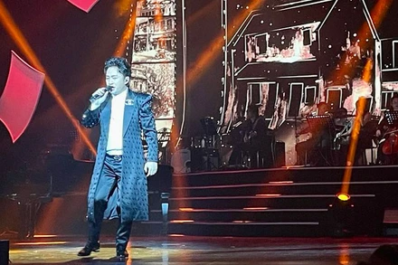 Ca sĩ Tùng Dương thể hiện ấn tượng 5 nhạc phẩm của nhạc sĩ Phú Quang.