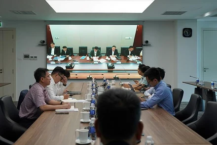 Vietnam Airlines và China Southern Airlines đã tổ chức buổi họp đầu tiên nhằm cụ thể hóa các nội dung đã thống nhất trong thỏa thuận.