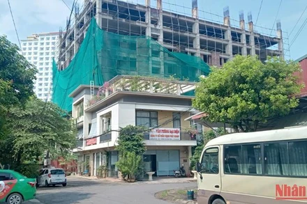 Chung cư Đại Nam ở phường Phan Đình Phùng, thành phố Thái Nguyên được xây dựng hoành tráng, nhưng thiếu nhiều thủ tục pháp lý.