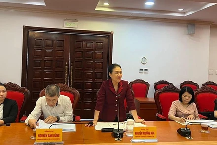 Bà Nguyễn Phương Nga phát biểu tại buổi làm việc.