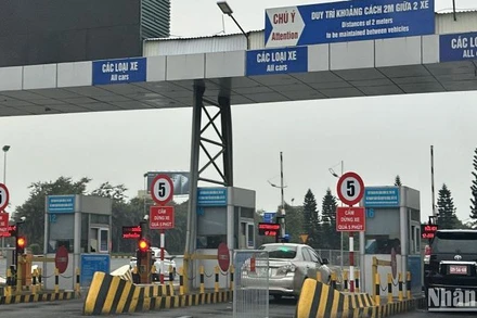 Bộ Giao thông vận tải đang trình Thủ tướng Chính phủ, đề xuất triển khai ETC trước tại 3 sân bay lớn gồm Tân Sơn Nhất, Nội Bài và Đà Nẵng. (Ảnh: minh họa)