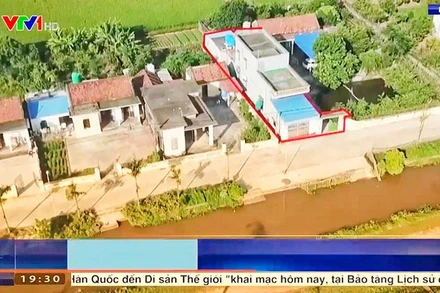 Ngôi nhà là điểm bán lẻ ma túy trong khu dân cư ở xóm Thanh Hùng, xã Giao Thanh, huyện Giao thủy (Nam Định). (Ảnh từ clip phóng sự của VTV)