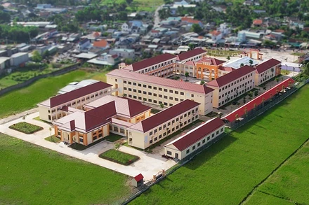 Long An khánh thành Trường THPT Nguyễn Trung Trực - Bến Lức do VPBank tài trợ