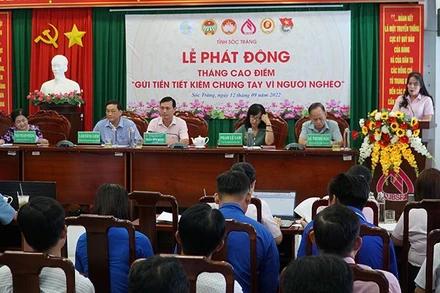 Lễ phát động tháng cao điểm “Gửi tiền tiết kiệm vì người nghèo” năm 2022 tại Sóc Trăng.