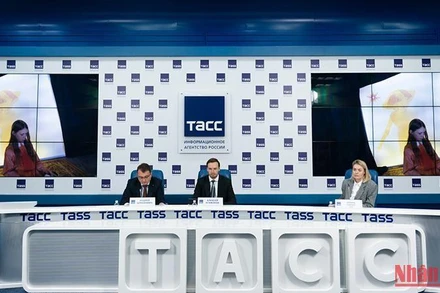 Thông báo về mùa mới của dự án “Khám phá lại nước Nga”. (Ảnh: Thanh Thể)