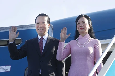 Chủ tịch nước Võ Văn Thưởng và Phu nhân lên đường thăm chính thức Cộng hòa Áo, thăm cấp Nhà nước tới Cộng hòa Italia và thăm Tòa thánh Vatican từ ngày 23-28/7/2023. (Ảnh: Thống Nhất/TTXVN)