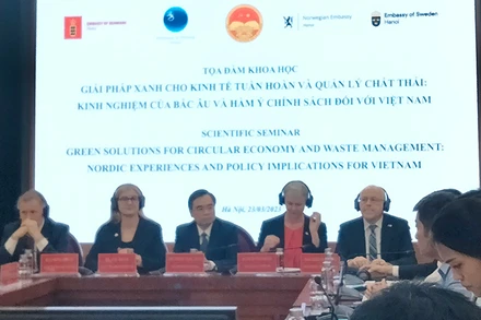 Toàn cảnh tọa đàm.