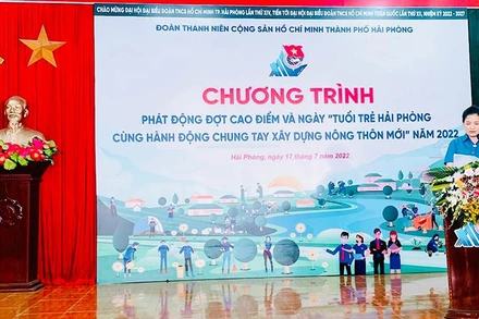 Bí thư Thành Đoàn Hải Phòng Vương Toàn Thu Thủy phát động chương trình “Tuổi trẻ Hải Phòng cùng hành động chung tay xây dựng nông thôn mới” sáng 17/7.