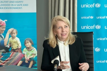 Bà Catherine Russell trong buổi trao đổi, phỏng vấn với Báo Nhân Dân.