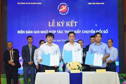 Ký kết biên bản ghi nhớ hợp tác với các đơn vị có giải pháp chuyển đổi số phát triển nông nghiệp, nông thôn số.