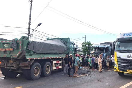 Hiện trường vụ tai nạn giao thông làm 3 người của Câu lạc bộ bóng đá Hoàng Anh Gia Lai tử vong ngày 12/8/2023.