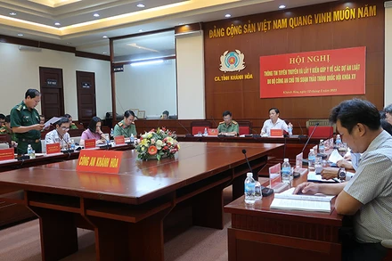 Quang cảnh hội nghị.