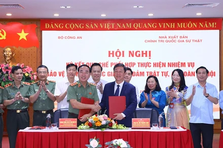 Quang cảnh buổi lễ ký kết Quy chế phối hợp.