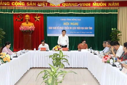 Bí thư Tỉnh ủy Đồng Nai Nguyễn Hồng Lĩnh đề nghị chuẩn bị các điều kiện đồng bộ để nắm bắt cơ hội phát triển du lịch khi sân bay quốc tế Long Thành đi vào khai thác.