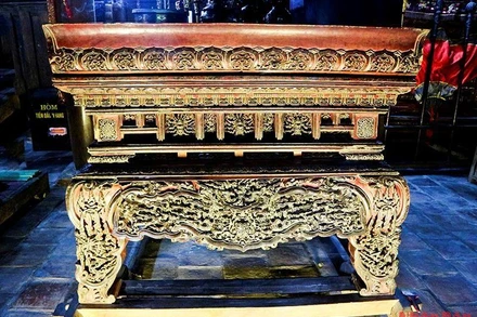 Toàn cảnh chiếc hương án thời Lê Trung hưng, 1 bảo vật quốc gia tại chùa Keo, tỉnh Thái Bình.