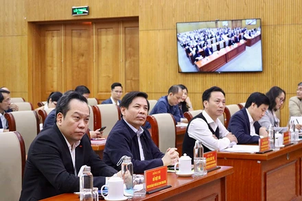 Các đồng chí Thường trực Đảng ủy Khối dự hội nghị.