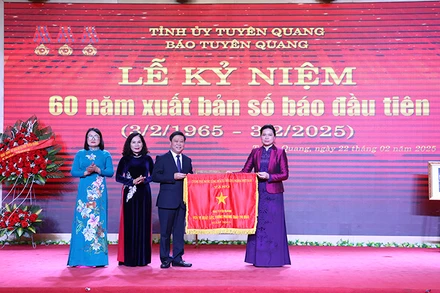 Kỷ niệm 60 năm Báo Tuyên Quang xuất bản số báo đầu tiên 