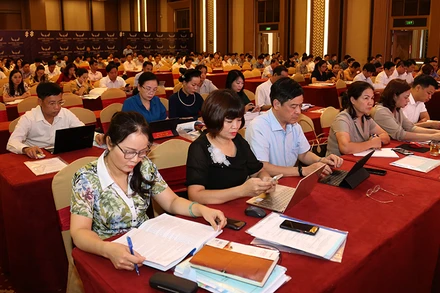 Các đại biểu tham dự Hội thảo.