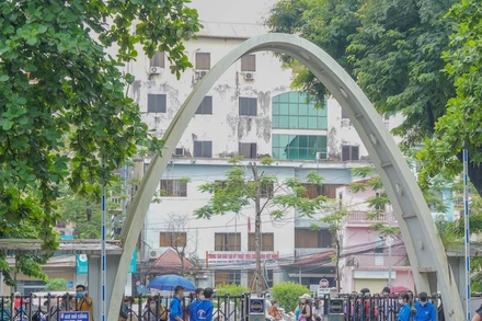 Lý do hai thủ khoa toàn quốc không trúng tuyển nguyện vọng 1