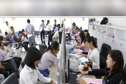 Bản tin thời sự sáng ngày 17/4/2025: Chuyển 100% biên chế cấp huyện để bố trí ở cấp xã