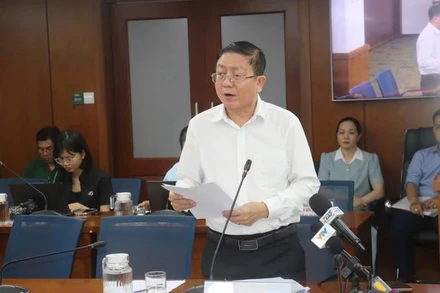 Phó Giám đốc Sở Nội vụ Thành phố Hồ Chí Minh Nguyễn Bắc Nam thông tin với báo chí chiều 20/3.