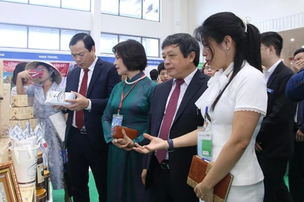 Khai mạc Hội chợ Du lịch quốc tế VITM năm 2022 với chủ đề "Du lịch biển, đảo - Thế mạnh của Du lịch Việt Nam".
