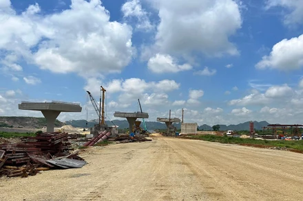 Kiên quyết chấm dứt nhà thầu chây ì làm cao tốc bắc-nam 