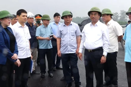 Lãnh đạo tỉnh Thái Nguyên thường xuyên kiểm tra thực tế để chỉ đạo, tháo gỡ khó khăn nhằm thúc đẩy phát triển kinh tế, xã hội.