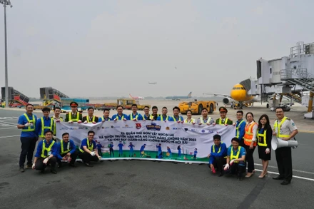 Liên cơ sở Đoàn khu vực Nội Bài hưởng ứng Tháng thanh niên năm 2023.