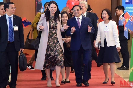 Thủ tướng Phạm Minh Chính và Thủ tướng New Zealand Jacinda Ardern.