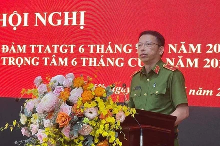 Thiếu tướng Nguyễn Hồng Ky, Phó Giám đốc Công an thành phố Hà Nội phát biểu tại hội nghị.