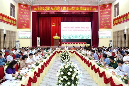 Quang cảnh buổi làm việc chiều 20/7.