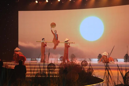 Tiết mục Vũ điệu nông dân.