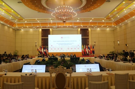 Hội nghị Bộ trưởng Kinh tế ASEAN lần thứ 54 tại Siem Reap.