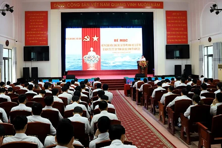 Lễ Bế mạc Hội thi sáng kiến mô hình huấn luyện.