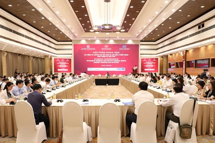 Toàn cảnh phiên hội thảo.