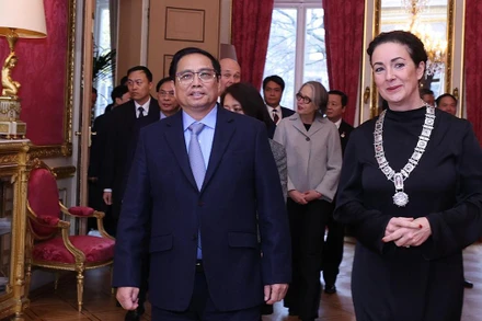 Thủ tướng Phạm Minh Chính gặp Thị trưởng Amsterdam Femke Halsema.