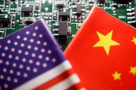 Cuộc chiến chip Mỹ-Trung rất có thể lại có bước leo thang mới. (Nguồn: Reuters/TTXVN)