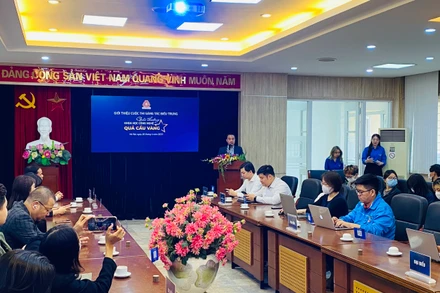 Các đại biểu tại lễ phát động cuộc thi.